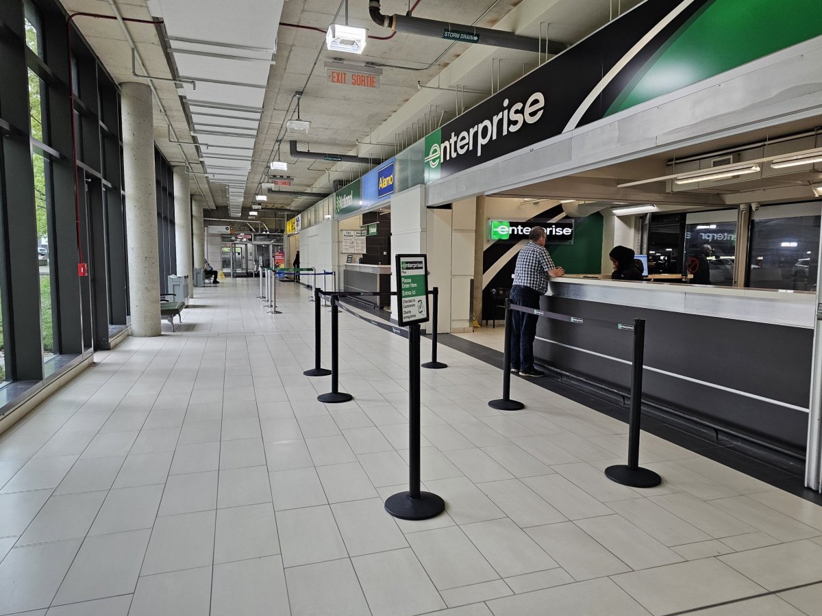 Přepážky autopůjčoven