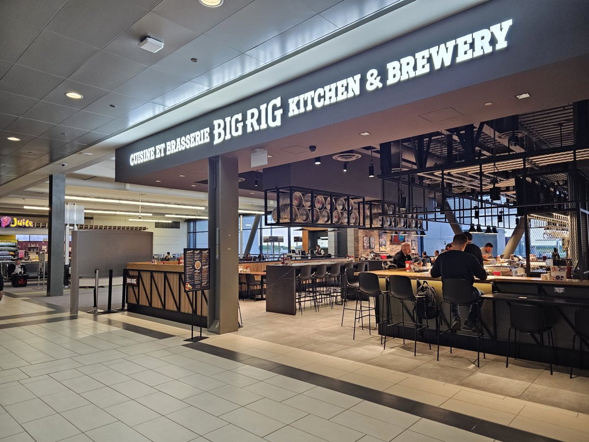 Restaurace v tranzitní části