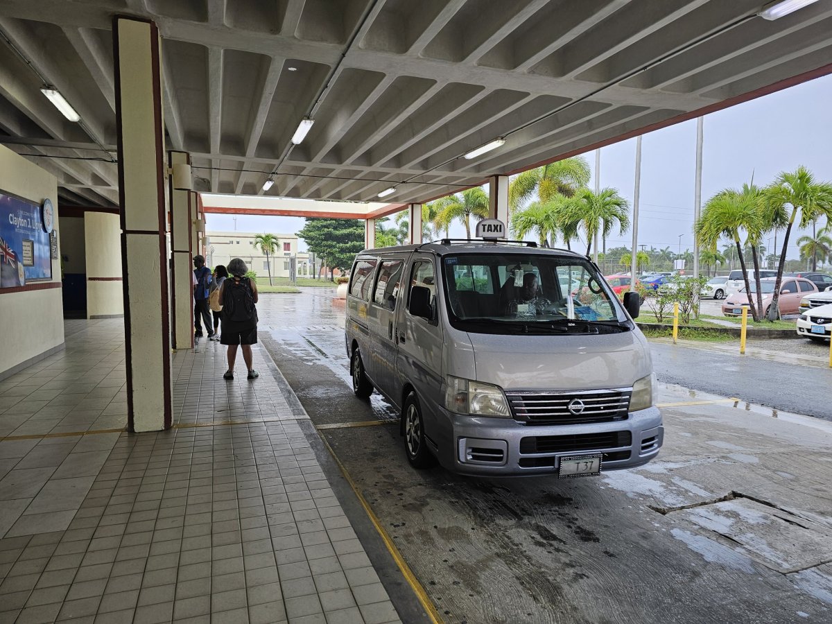Taxi, letiště Anguilla