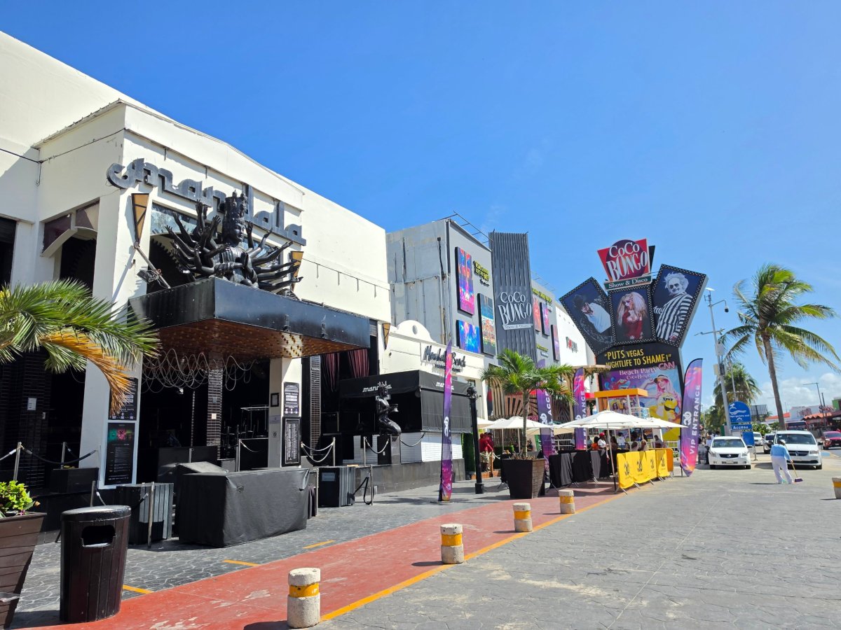 Kluby v Punta Cancún