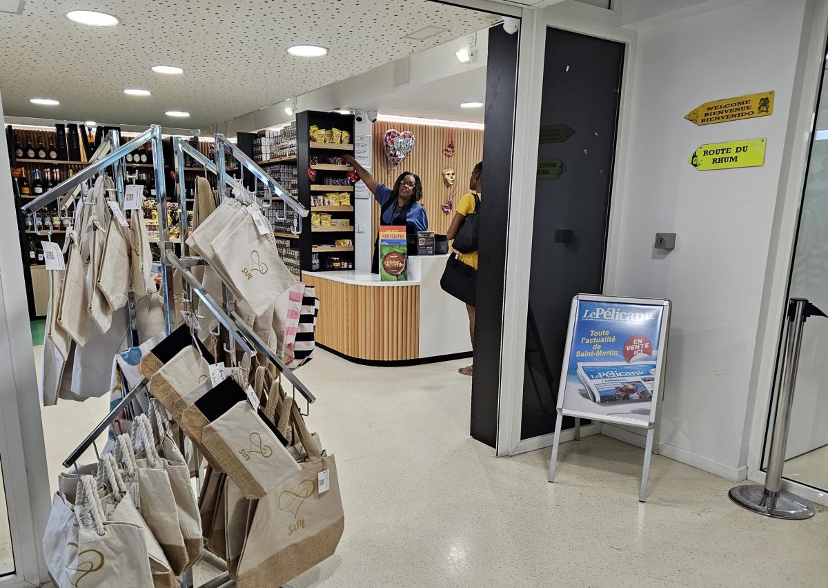 Obchod v tranzitní zóně