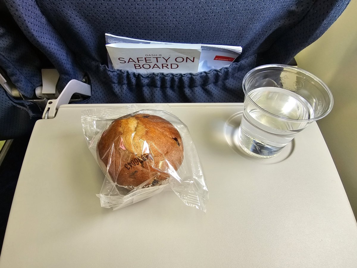 Dezert, mezinárodní let Iqaluit-Nuuk