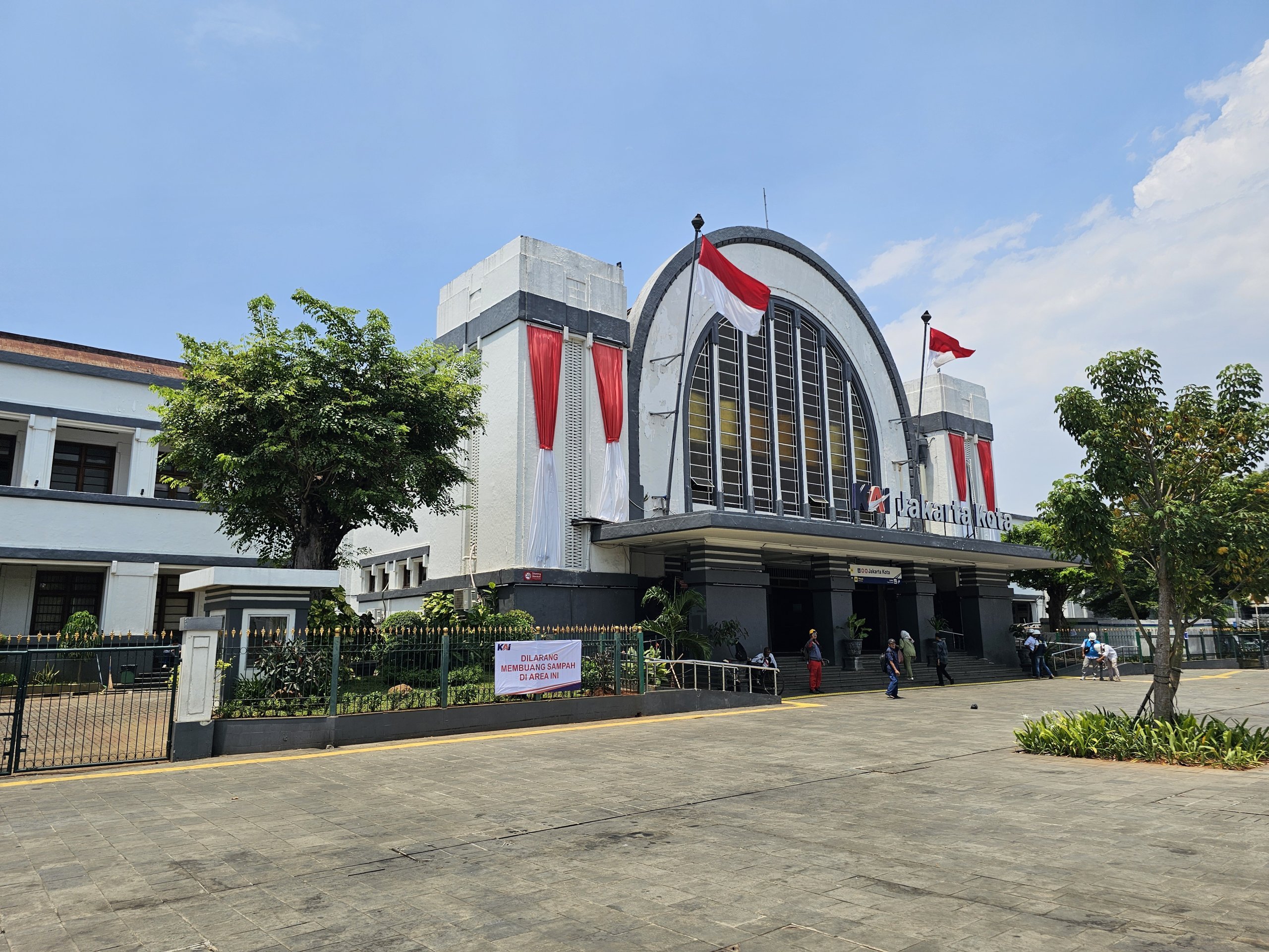 175521-2560w.jpg