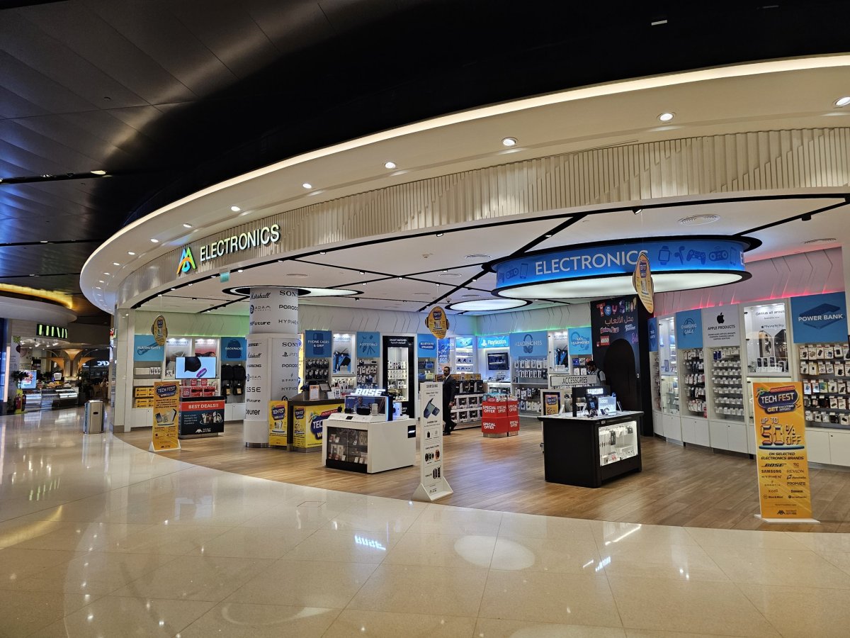 Obchody s cestovatelskou elektronikou