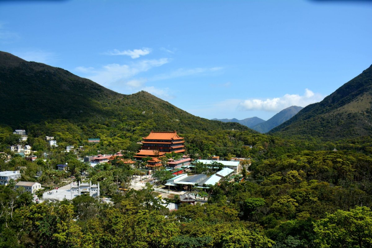 Po Lin monastery 