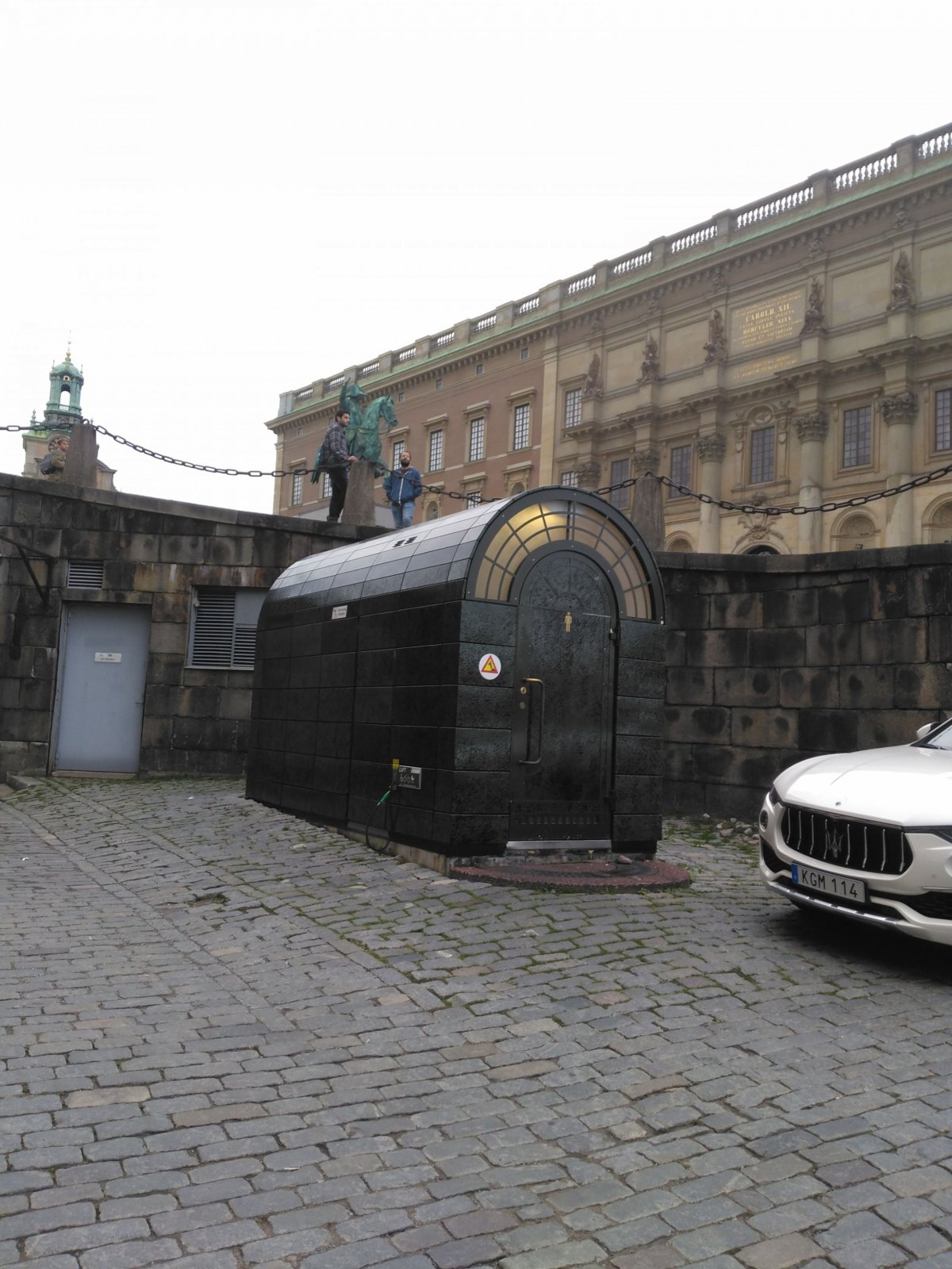 Veřejné záchodky.