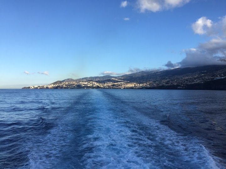 Funchal, z trajektu na Porto Santo