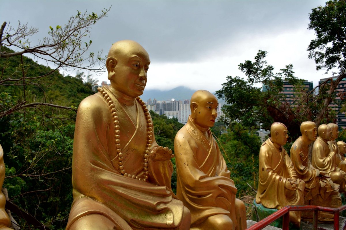 Ten Thousand Buddhas Monastery