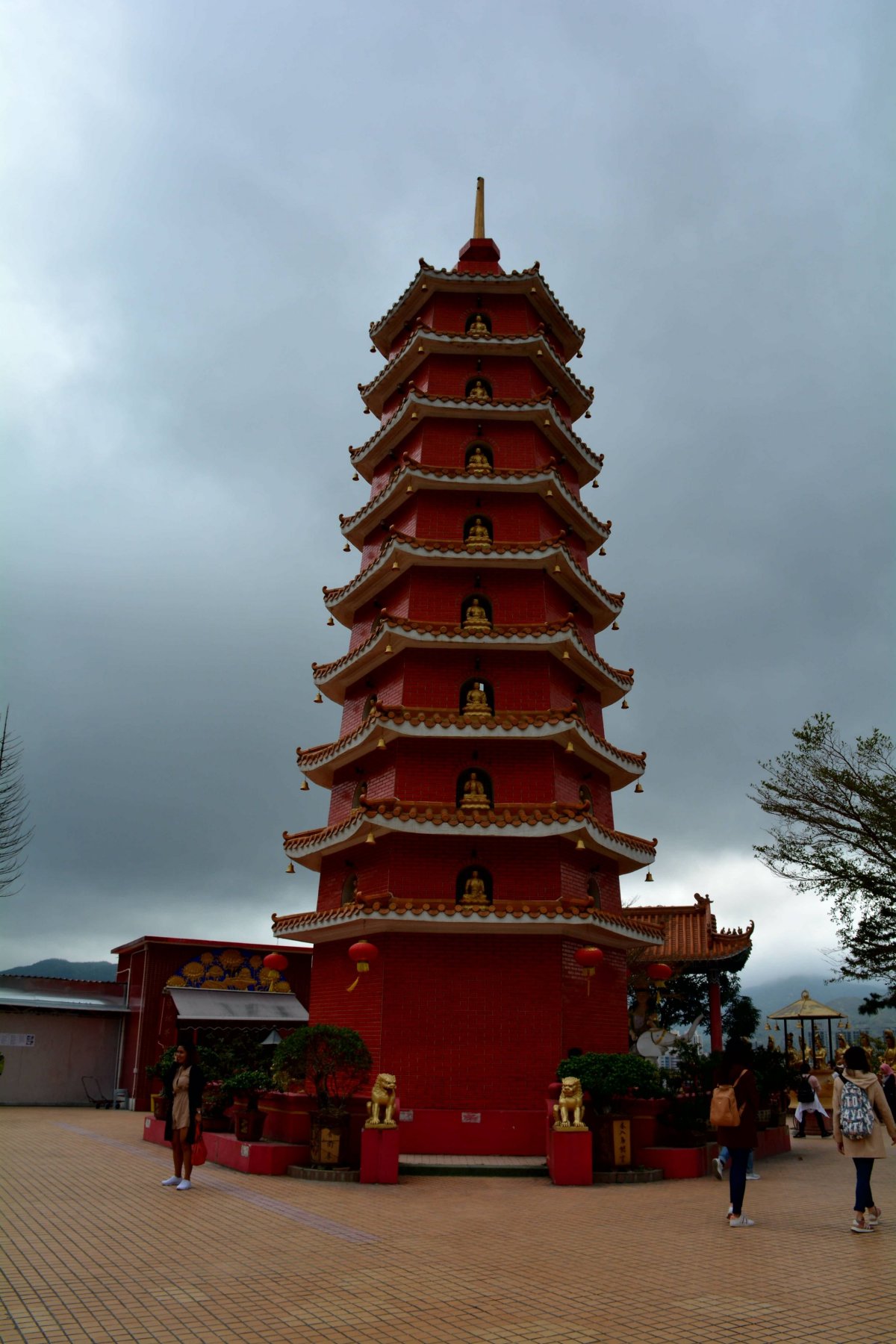 Ten Thousand Buddhas Monastery