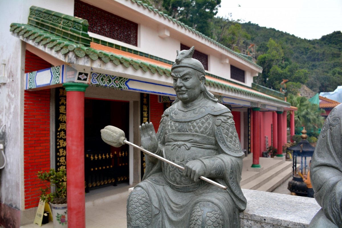 Ten Thousand Buddhas Monastery