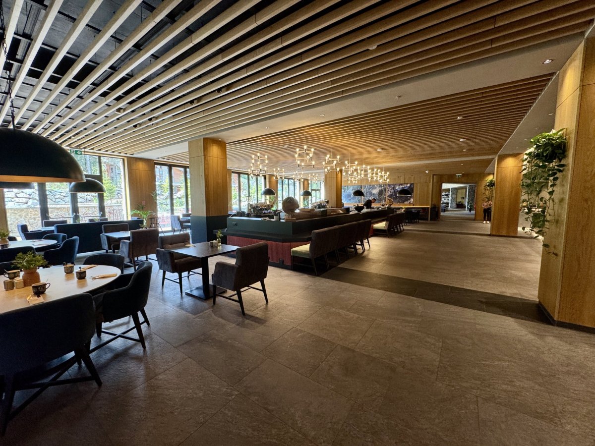 Bohaté prostory k sezení