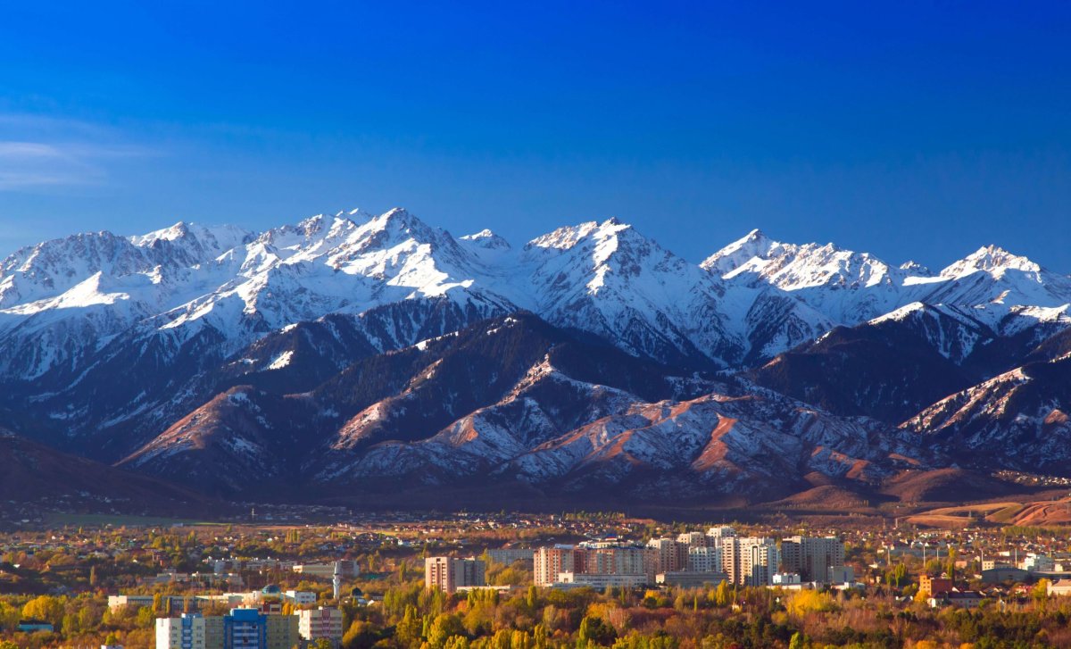 Almaty a hory