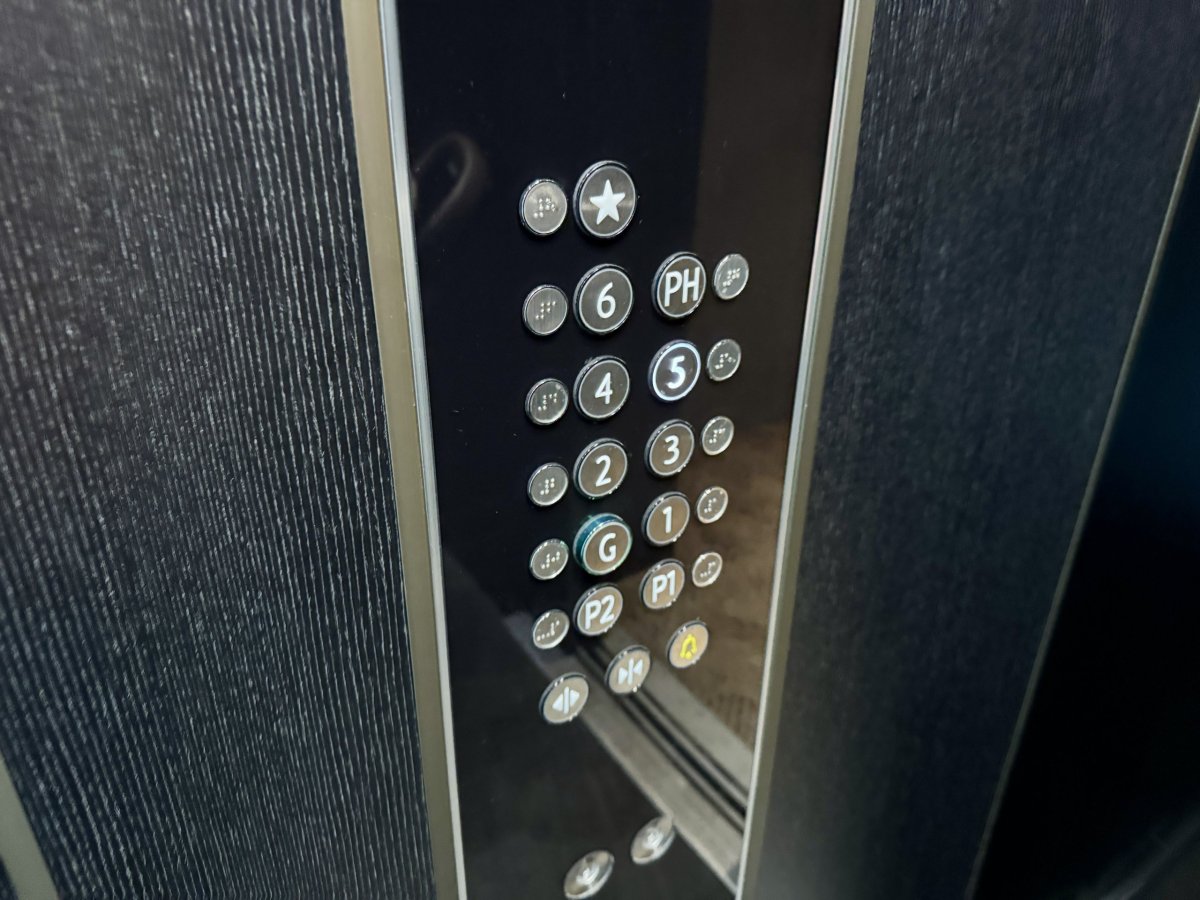 Počet pater a wellness *