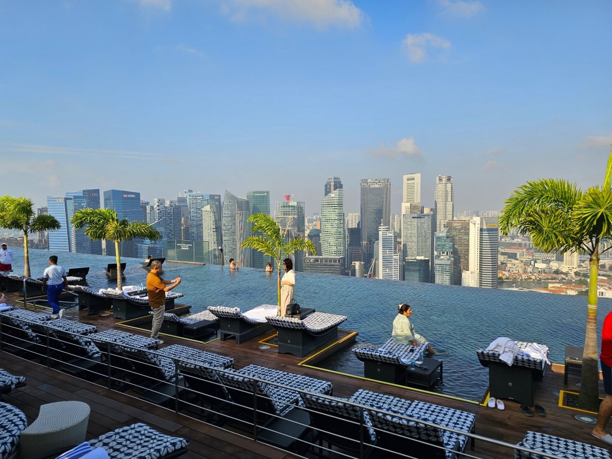 Infinity pool hotelu MBS
