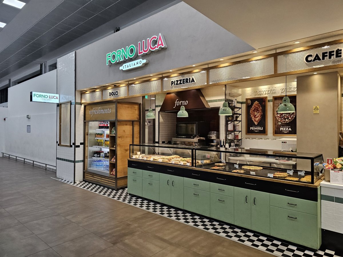 Forno Luca, letiště CFU