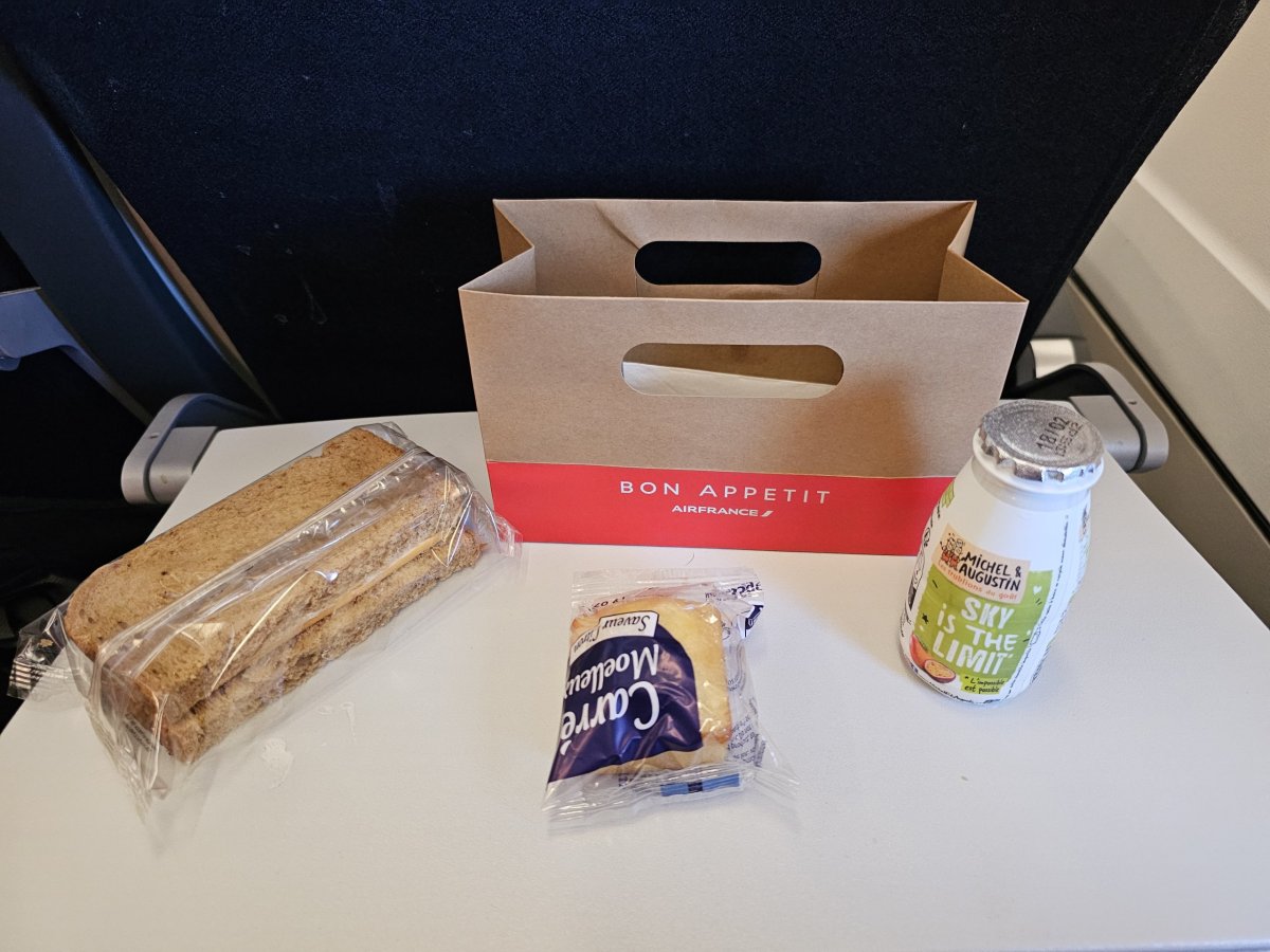 Druhý servis na dálkovém letu