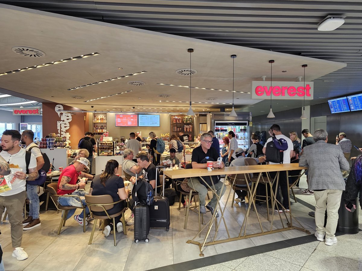 Everest, tranzitní zóna