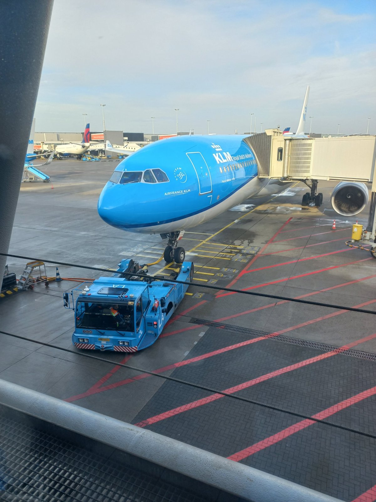KLM A330-300