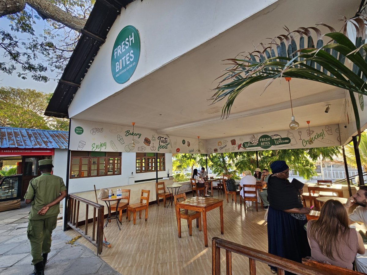 Občerstvení u terminálu 2