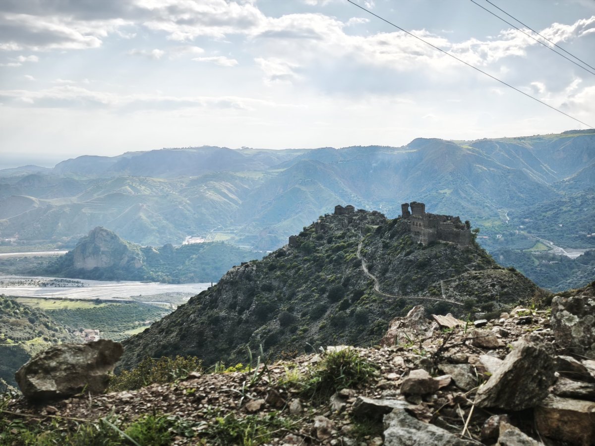 Hrad Ruffo di Amendolea