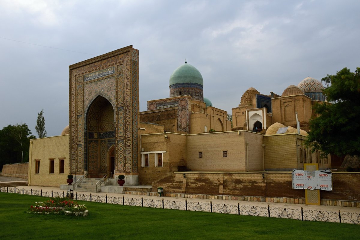 Vchod do nekropole Šah-i-Zinda