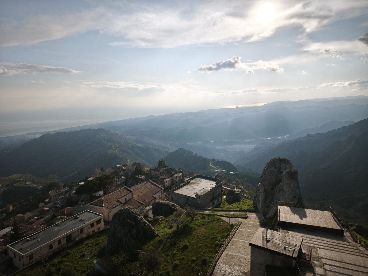 Výhledy na okolní krajinu