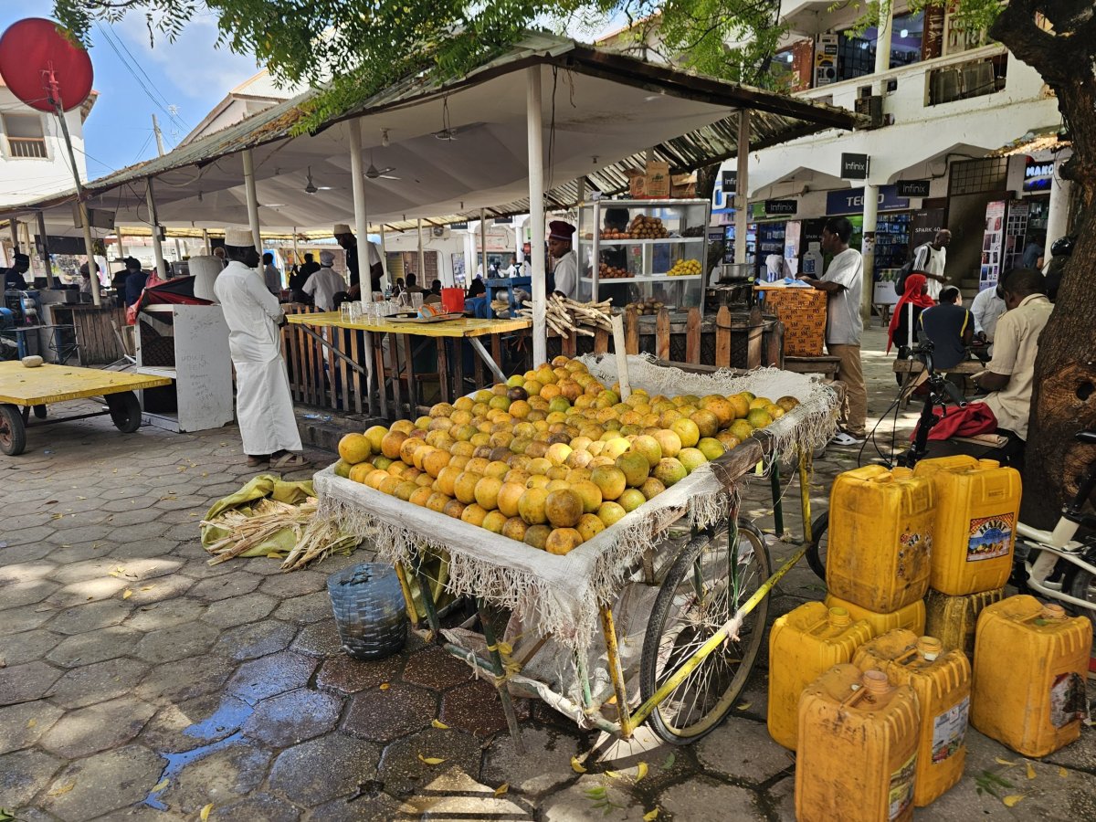 Darajani Souk, pouliční občerstvení