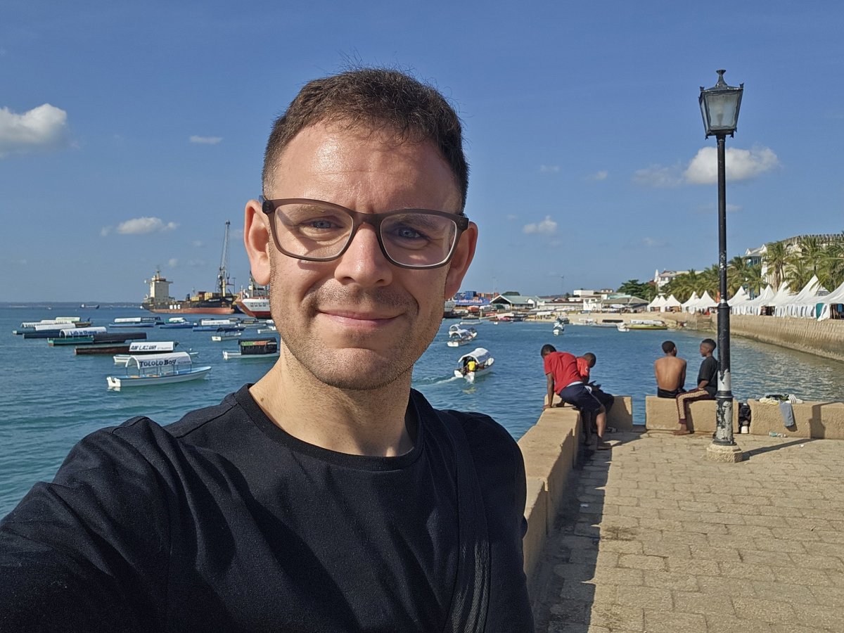 Já na promenádě Forodhani