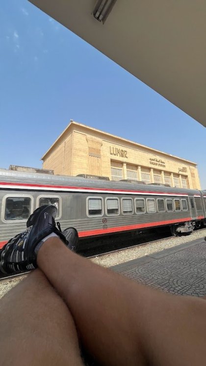 Jeden z těch hezčích vlaků tady.