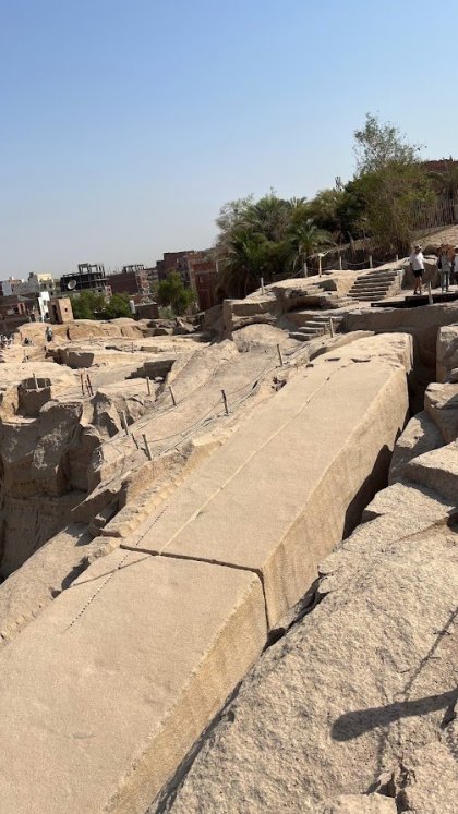 Nedokončený obelisk