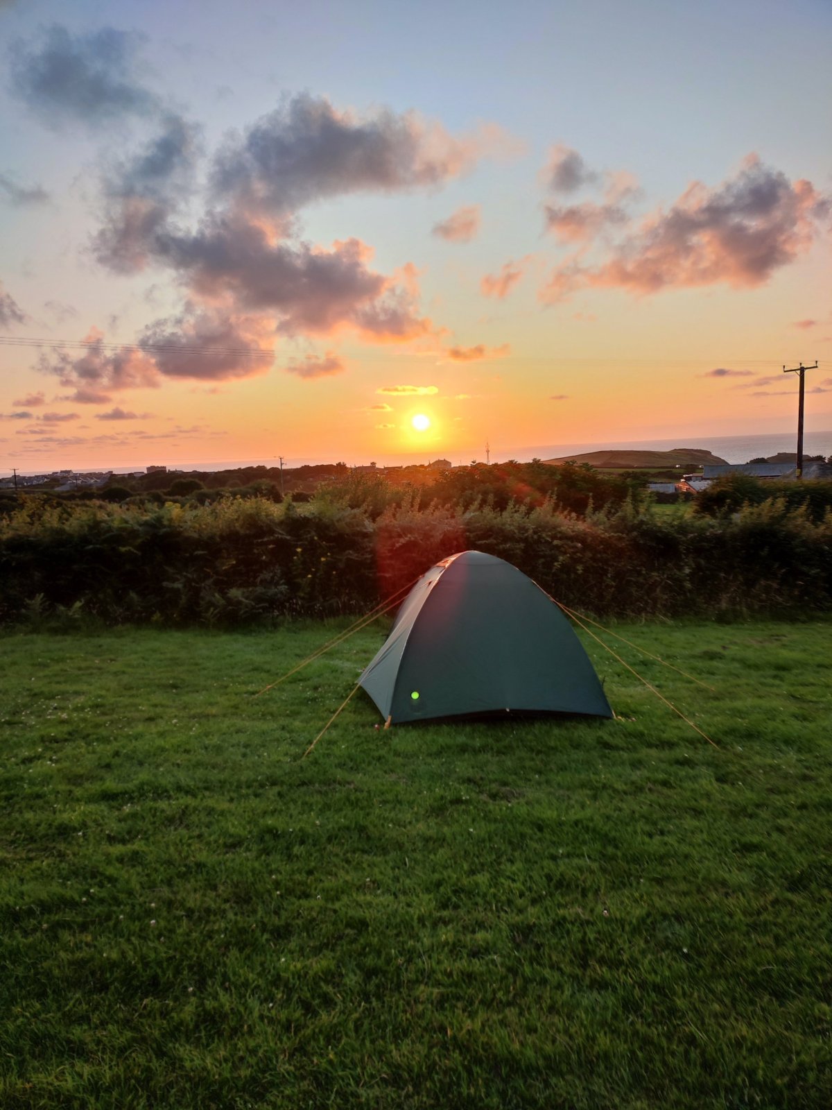 Západ slunce nad Tintagelem