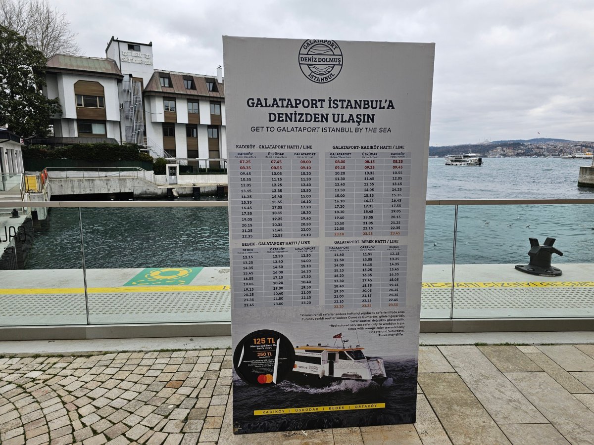 Jízdní řád turistických plaveb po Bosporu