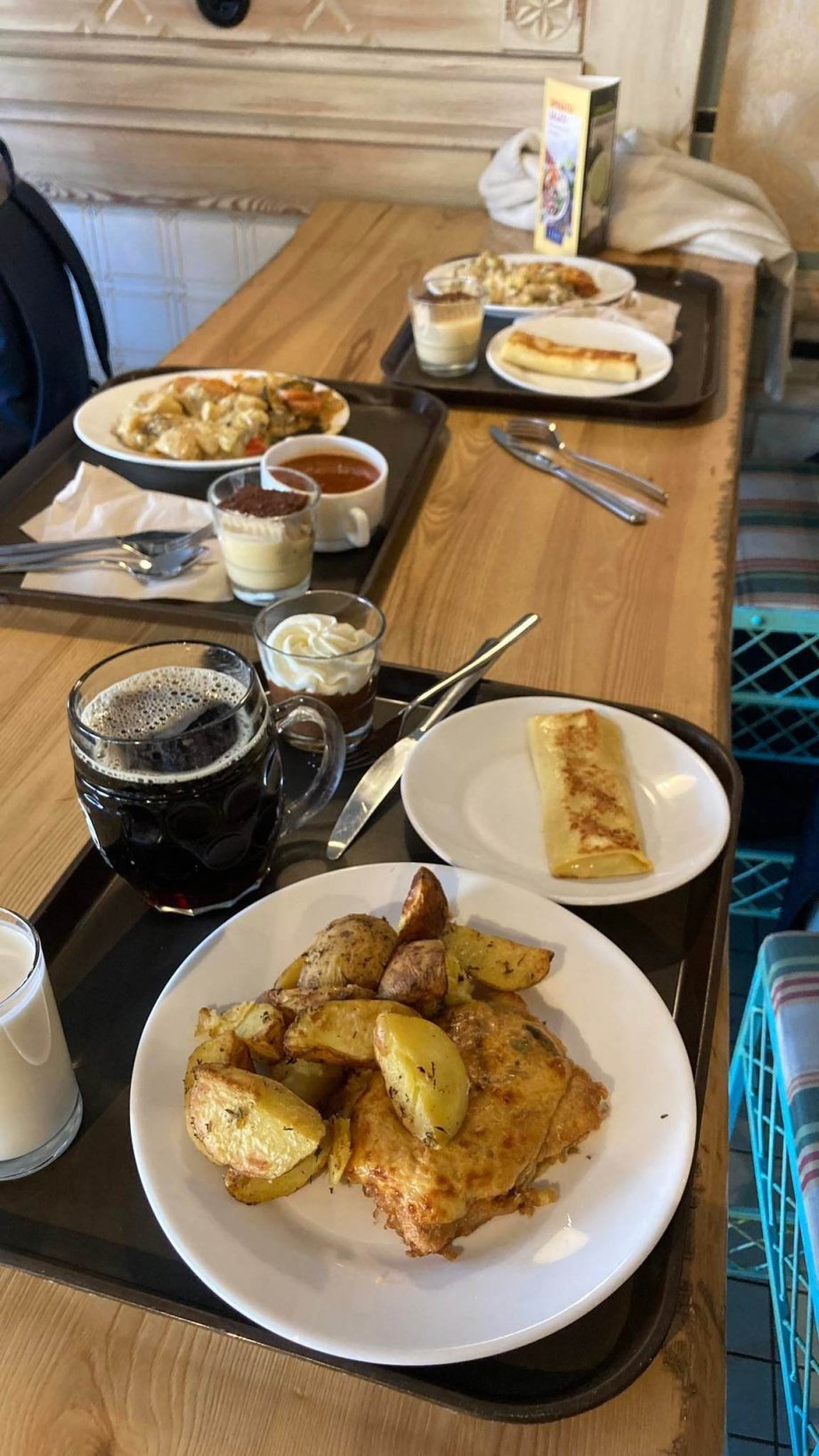 Naše jídlo v restauraci Lido