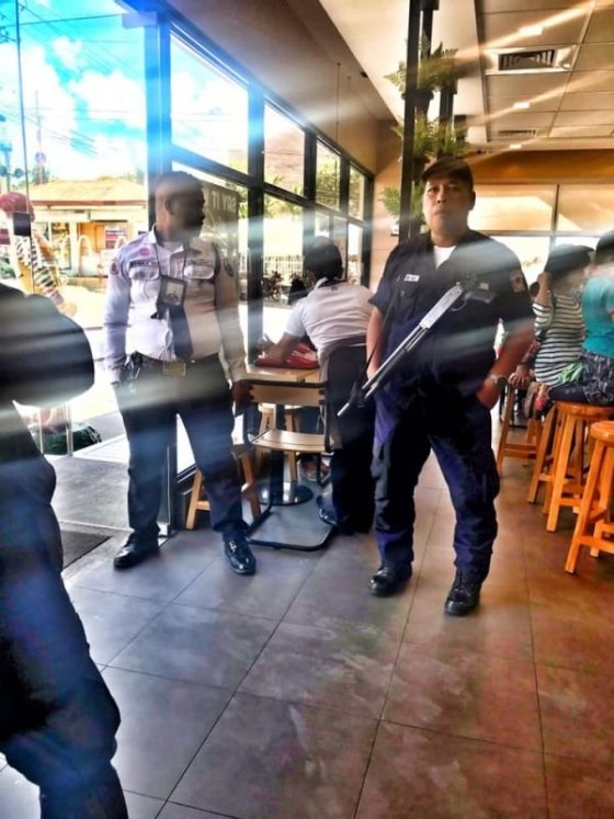 Security u mekáče...