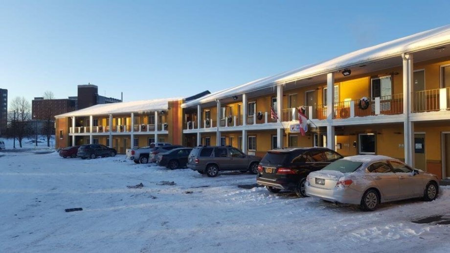 University Manor Inn