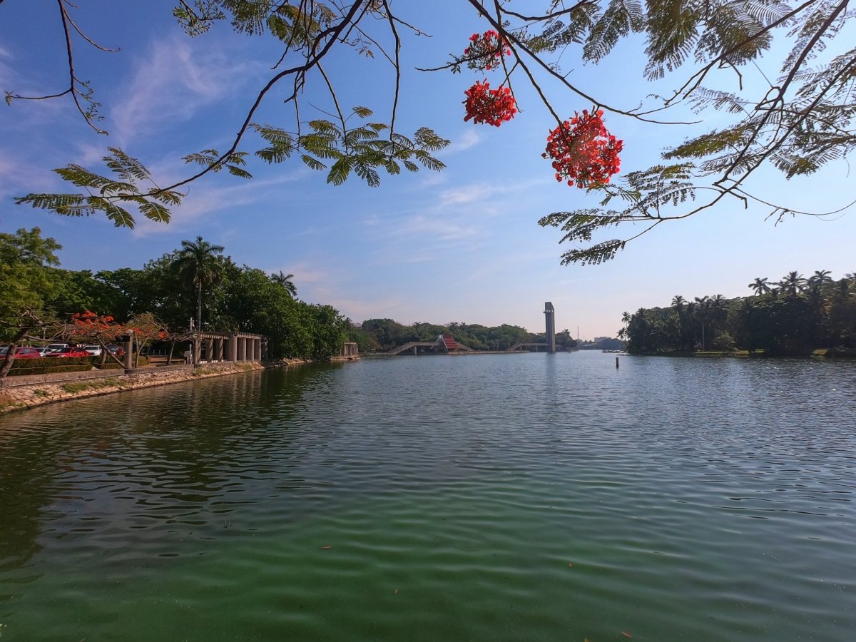 Jezero z jižního konce