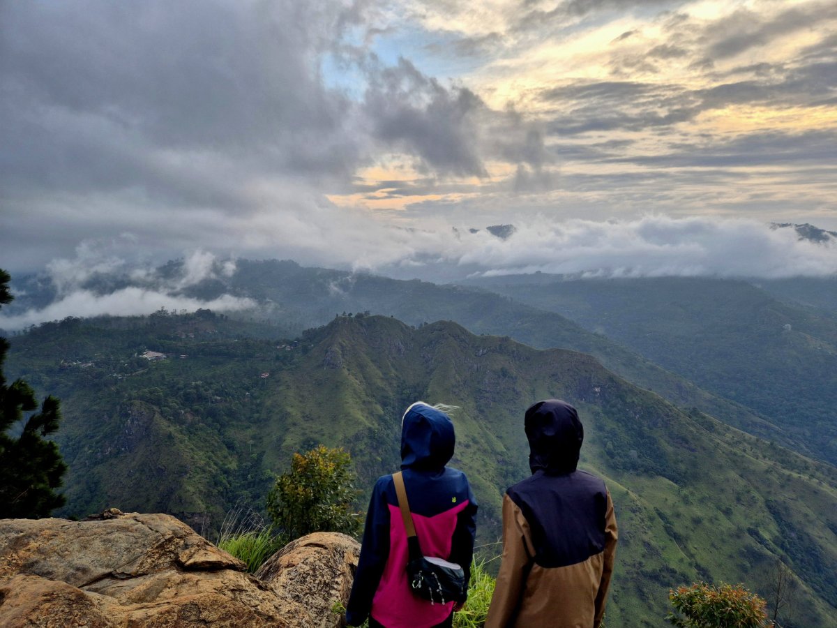 Východ slunce z Ella Rock