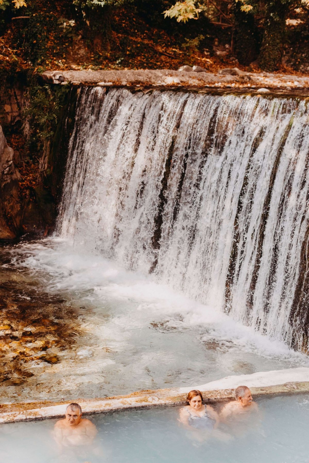 Vedle bazénů byl splav - bohužel už s klasickou horskou teplotou.