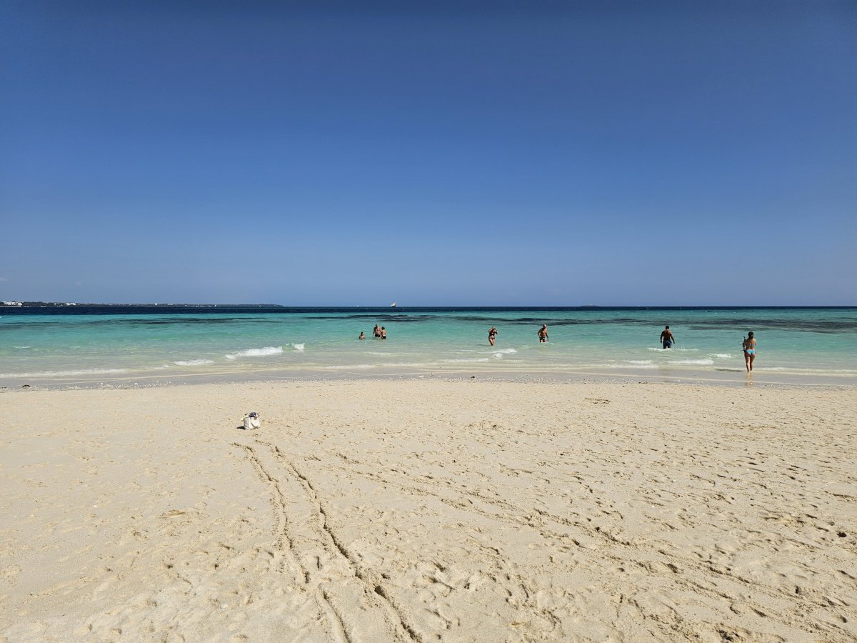 Nakupenda Sandbank
