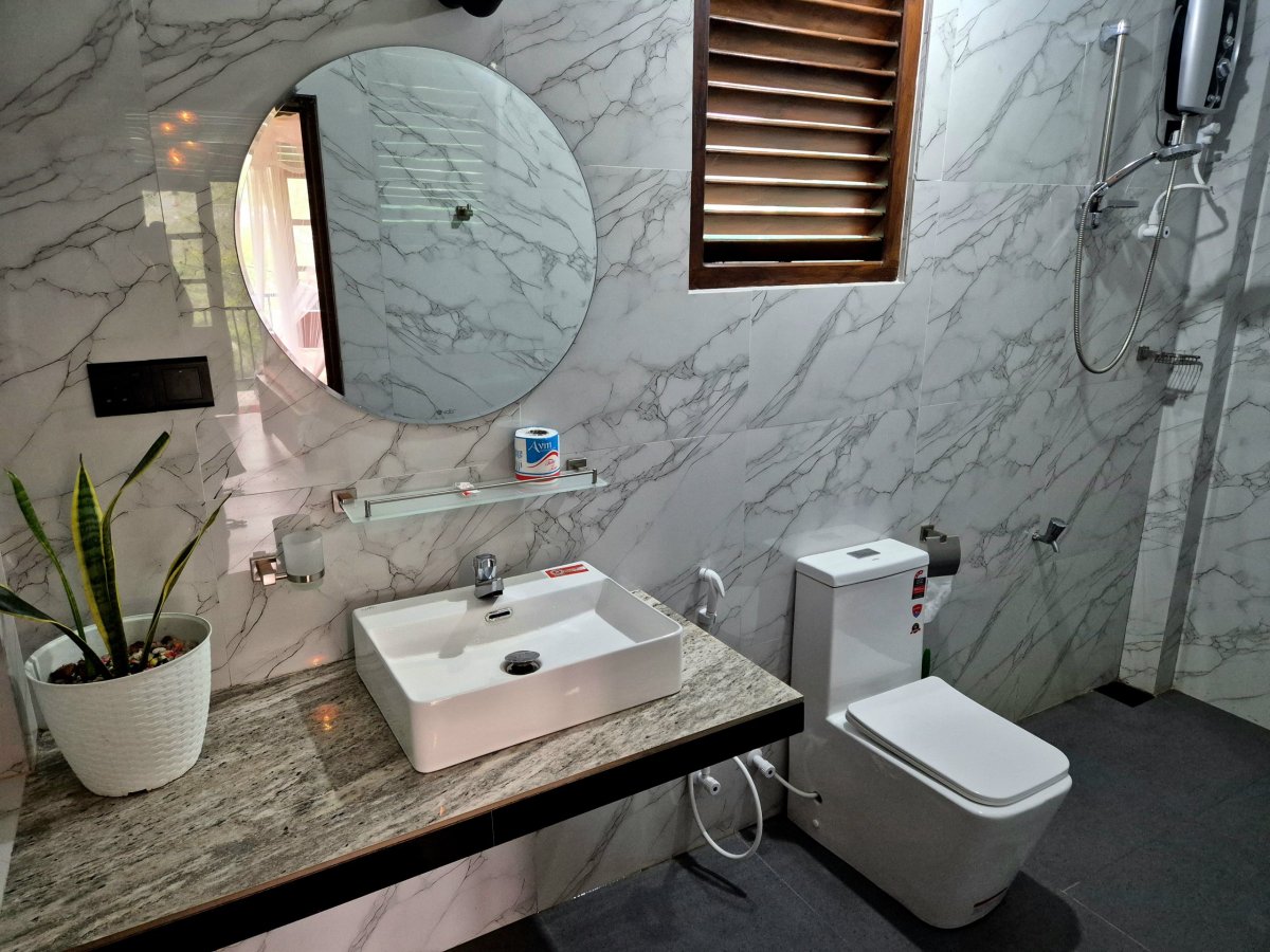 Little Hideaway Ella