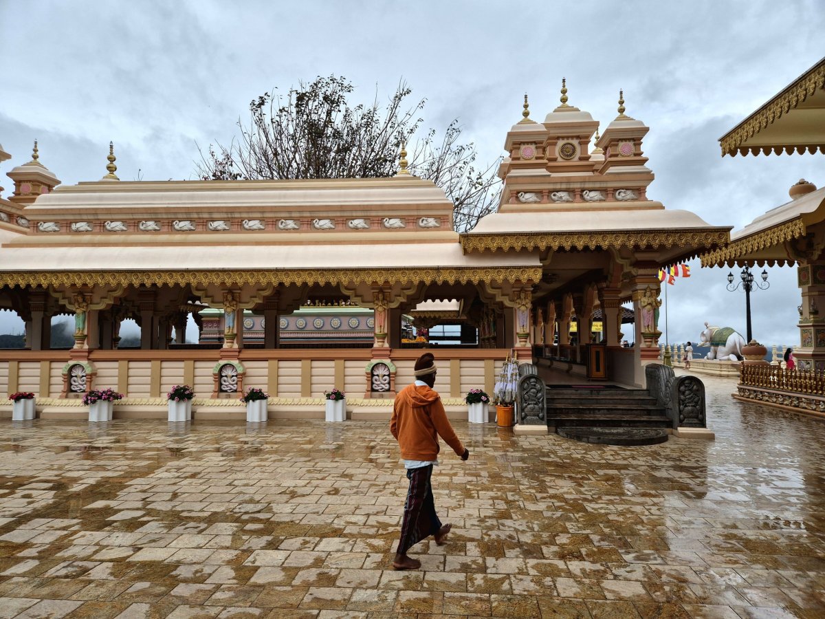 Mahamevnawa Monastery