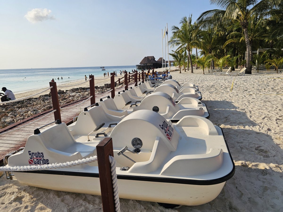 Půjčovna šlapadel na Kendwa Beach