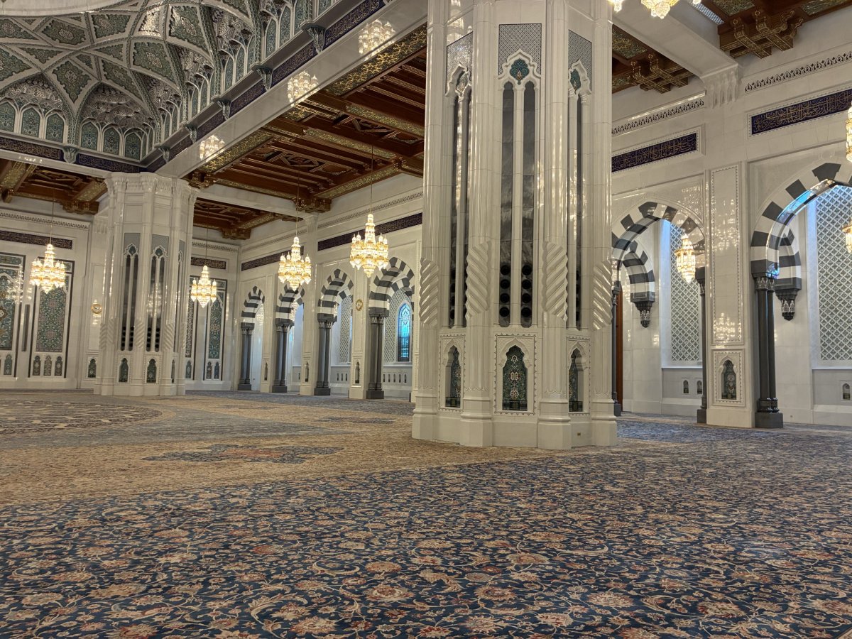 Koberec ve Velké mešitě Sultána Qaboose