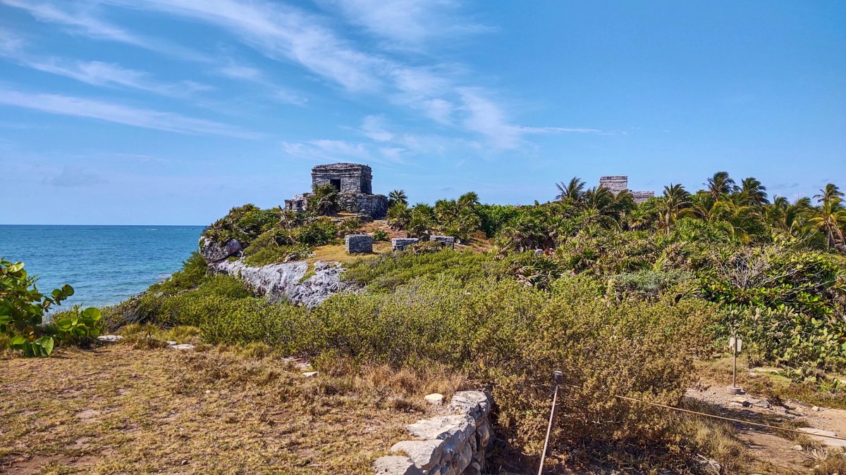 Archeologická zóna Tulum z asi nejfotografovanějšího místa v celém Mexiku