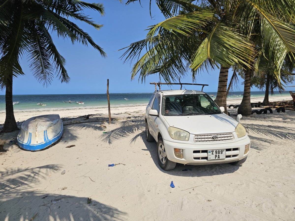Půjčení auta Zanzibar