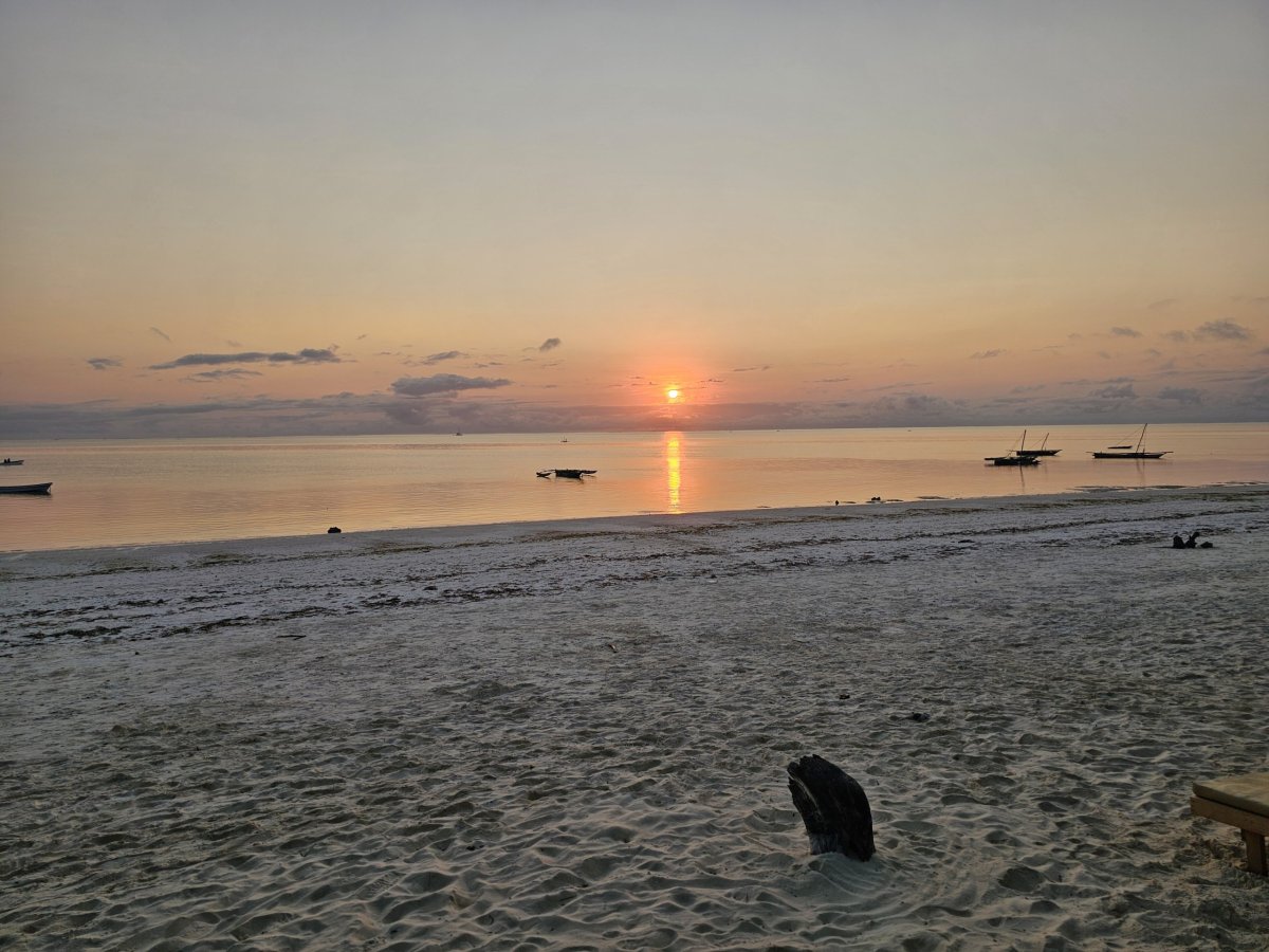 Východ slunce v Jambiani