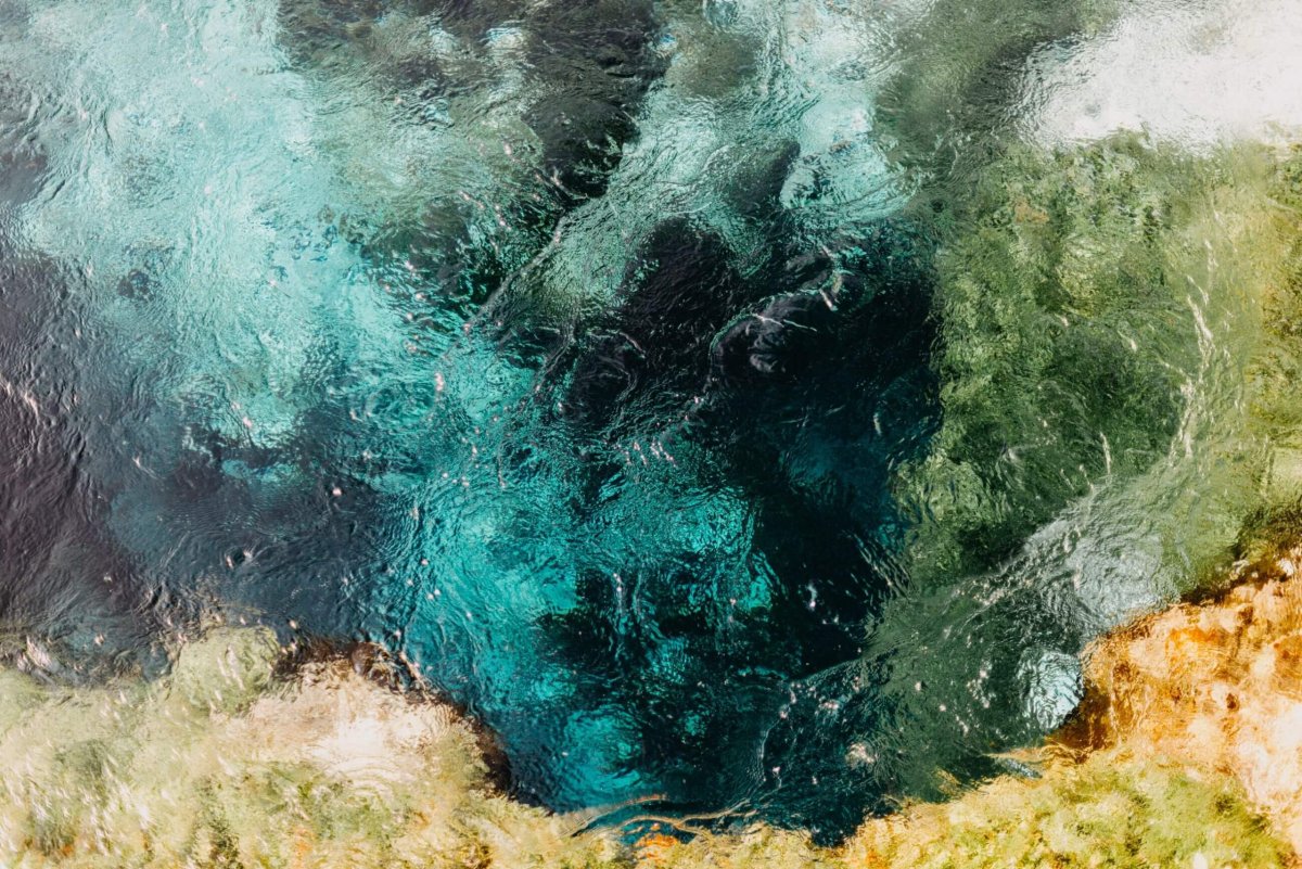 Vyvěrající řeka - Blue eye