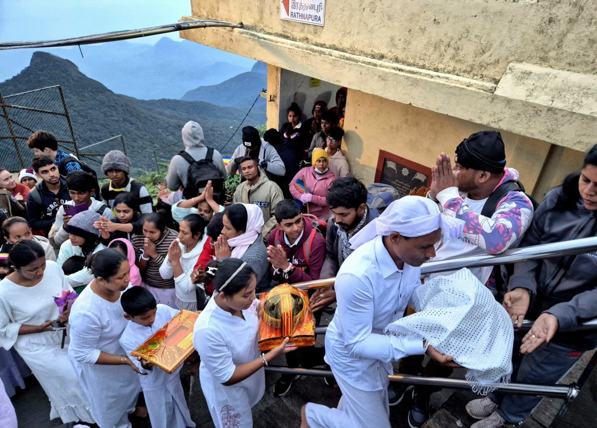 Bohoslužba při východu slunce