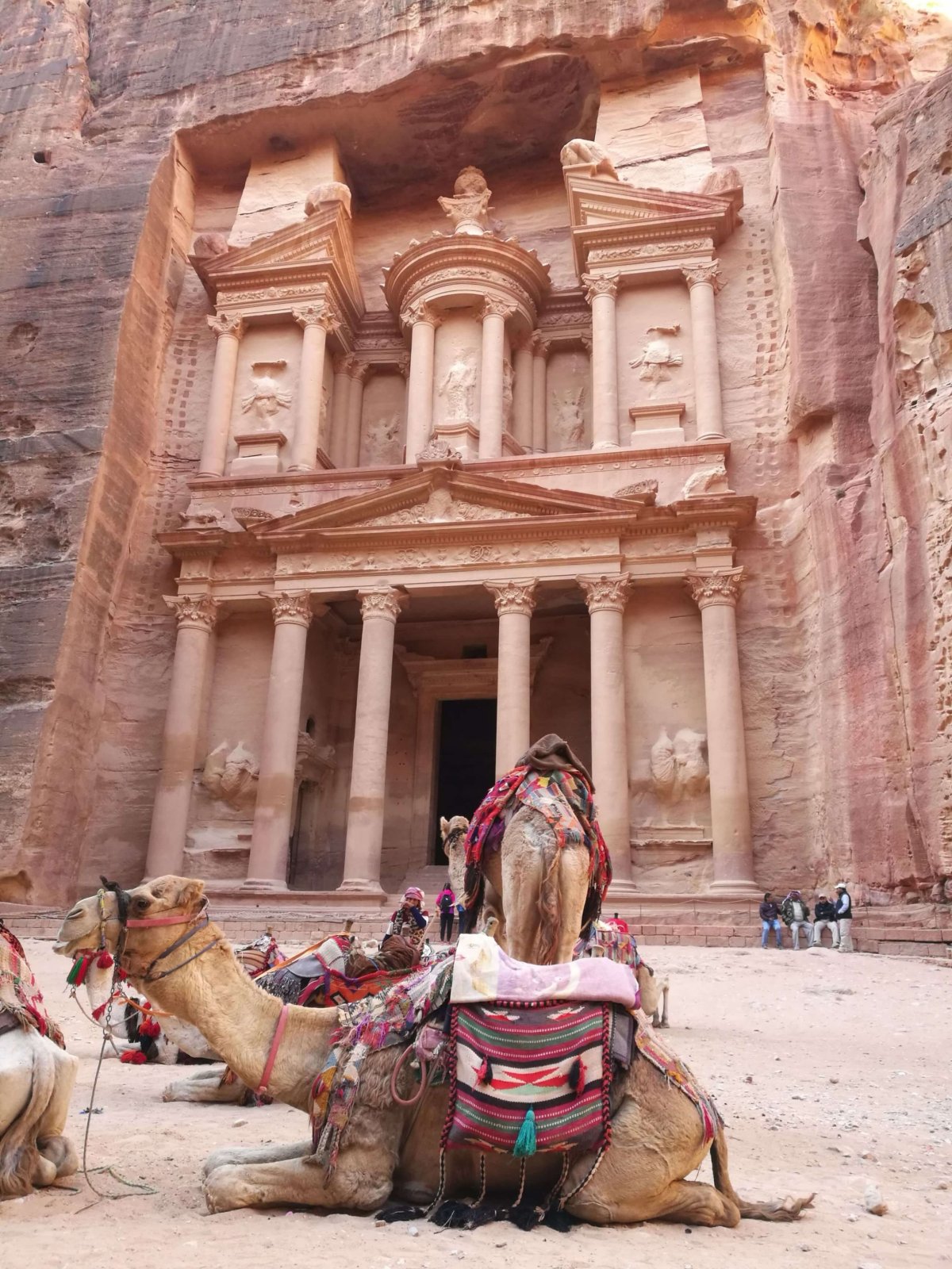 Al-Khazneh (alias Pokladnice). Nevyužitá hrobka