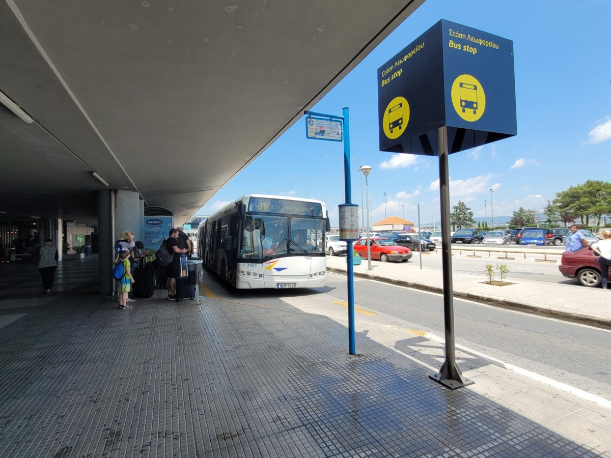 Zastávka autobusů 1X, 1N, 79